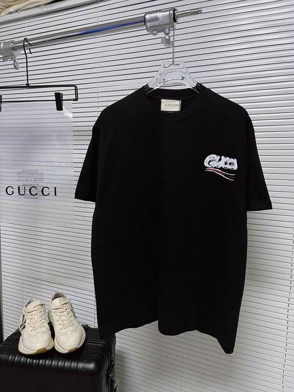 Gucci Men's T-shirts 112